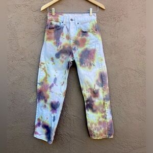Tie dye vintage Levi’s jeans